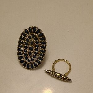 House of Harlow 1960 Black and Gold Statement Ring
